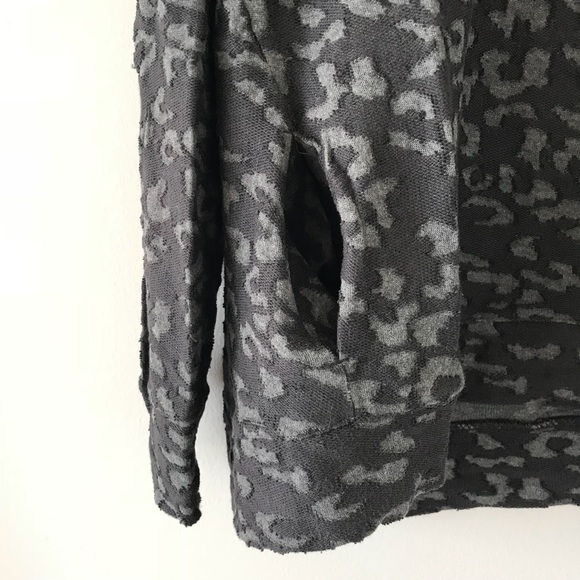 GAP - Picture 4 of 6